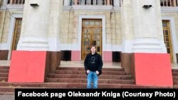 Олександр Книга каже, що робітники херсонського театру боялися долі маріупольського