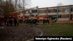 Раніше генпрокурор Андрій Костін повідомив, що слідство розглядає всі можливі версії причин падіння гелікоптера