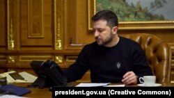 За словами Зеленського, він подякував Казахстану «за гуманітарну підтримку для України»