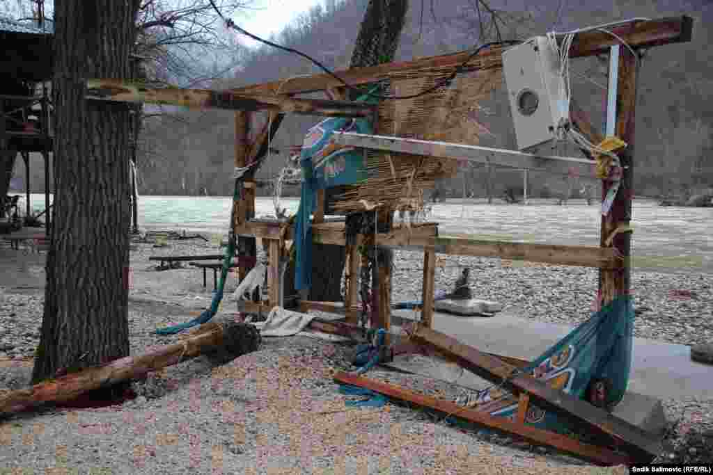 Rijeka Drina plavi ovu lokaciju najmanje dva puta godišnje. 