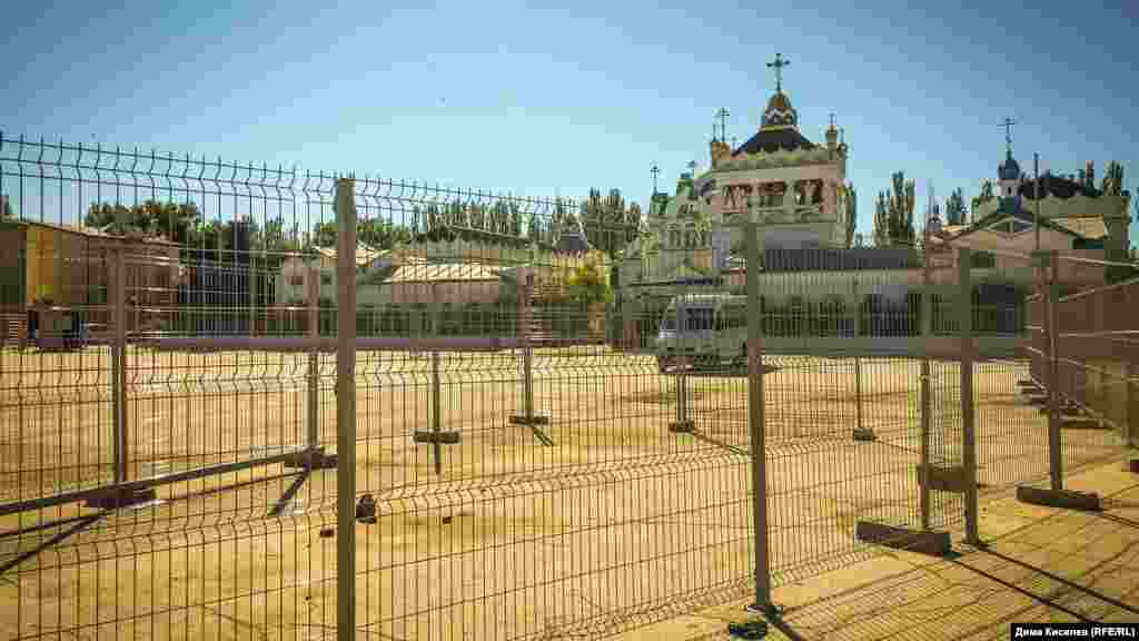 «Антитеррористические ограждения» появились на крымских автовокзалах весной 2018 года