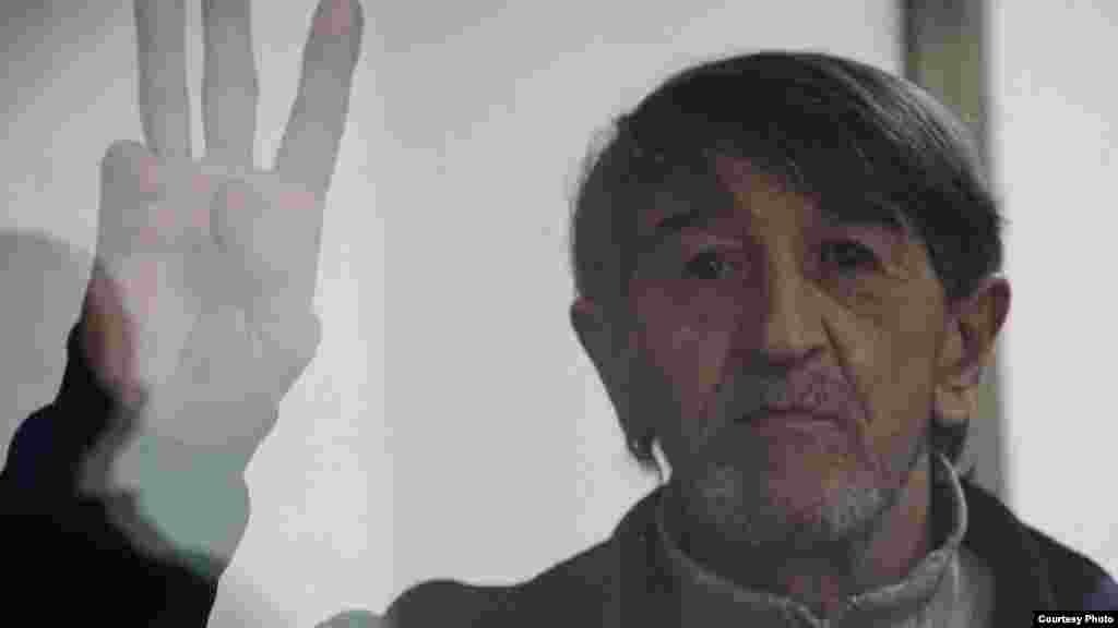 3 марта года Южный окружной военный суд в Ростове-на-Дону признал проукраинского активиста из Крыма Олега Приходько виновным в хранении взрывчатки и подготовке к теракту и назначил ему 5 лет лишения свободы в колонии строгого режима с первым годом в тюрьме