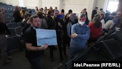 Демократия по-казански: Волга уже засыпана, а проект еще только обсуждают