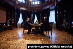 Розмова у форматі Люблінського трикутника