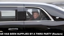 Putin și Trump în limuzina prezidențială americană