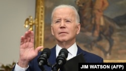 Президент США Джо Байден объявляет о запрете импорта российской нефти. 8 марта 2022 года.