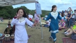 په لندن کې د افغانانو سره د يووالي لپاره مېله په لندن کې د افغانانو سره د يووالي لپاره مېله