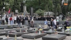 У Львові попрощалися із 98-річною Дарією Гусяк ‒ зв’язковою Головнокомандувача УПА Романа Шухевича (відео) У Львові попрощалися із 98-річною Дарією Гусяк ‒ зв’язковою Головнокомандувача УПА Романа Шухевича (відео)