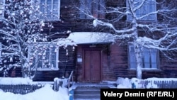 Старые дома на острове Бревенник