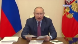 Владимир Путин на встрече с итальянскими дельцами Владимир Путин на встрече с итальянскими дельцами