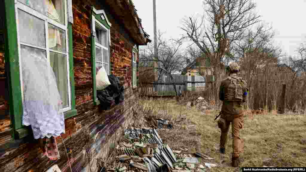 Пошкоджений будинок діда Валентина 