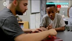 США: как живут бездомные дети на самоизоляции (видео) США: как живут бездомные дети на самоизоляции (видео)