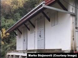 Objekat u Morinju gdje su od 1991. do 1992. godine dovođeni zarobljenici sa dubrovačkog ratišta