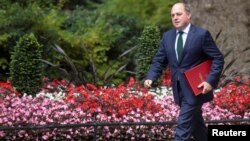 Міністр оборони Великої Британії Бен Воллес: «Ми подовжуємо роботу нашої тренувальної місії в Україні ще на 3 роки, щоб ми могли підготувати ще тисячі українських військовослужбовців»