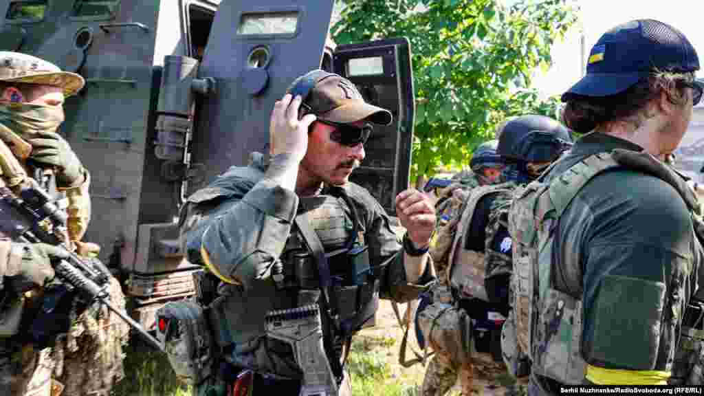 Сили оборони України у Сєвєродонецьку підсилили військові «Іноземного легіону оборони України». Пліч-о-пліч у лавах ЗСУ воюють бійці з Австралії, Грузії, Франції, Бразилії та інших країн