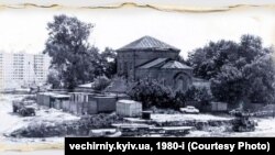 У 1740-их на території Братської Борщагівки був побудований новий, замість занедбаної будівлі столітньої давності, храм Пресвятої Богородиці Живоносного джерела (не зберігся) з чудотворною іконою Богоматері грецького живопису, яка зникне без сліду в 1930-их