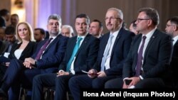 Varianta ca Sorin Grindeanu să fie șef al Camerei Deputaților nu i-ar fi convenit lui Marcel Ciolacu, pentru că i-ar fi dat prea multă putere colegului său de partid, spun surse PSD. De aceea, liderul PSD a insistat ca Grindeanu să rămână la Transporturi. De aici, discuțiile s-au dat peste cap, iar UDMR e gata să părăsească guvernarea.