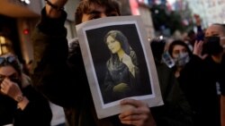 Народ на улицах, аятолла при смерти Народ на улицах, аятолла при смерти