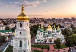 Софія Київська – пам’ятка української архітектури і монументального живопису, споруда часів України-Руси (11-е століття). Одна з найголовніших християнських святинь Східної Європи, історичний центр Київської митрополії. Ансамбль Софійського монастиря занесено до спадщини ЮНЕСКО