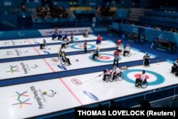 Змагання з керлінгу на візках у Пхьончхані