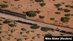 دیوارکشی مرزی در سانلند پارک نیومکزیکو