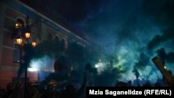 "ქართული ოცნება" არჩევნებში გამარჯვებას ზეიმობს ცესკოს მონაცემების გამოქვეყნებამდე. 2 ოქტომბერი, 2021 წელი