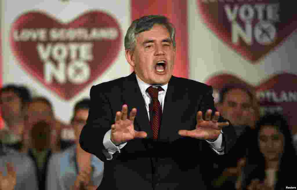 17 сентября, за сутки до референдума: вывший премьер-министр Великобритании Гордон Браун агитирует голосовать против независимости Шотландии, выступая в Глазго