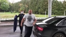 Трускавець 2:0. Депутати «Слуги народу» коментують збір підписів за відставку Дмитра Разумкова – відео Трускавець 2:0. Депутати «Слуги народу» коментують збір підписів за відставку Дмитра Разумкова – відео