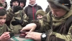 В Крыму детей учат основам саперного дела (видео) В Крыму детей учат основам саперного дела (видео)