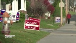 Опасны ли кибератаки российских хакеров для американской избирательной системы? (видео) Опасны ли кибератаки российских хакеров для американской избирательной системы? (видео)