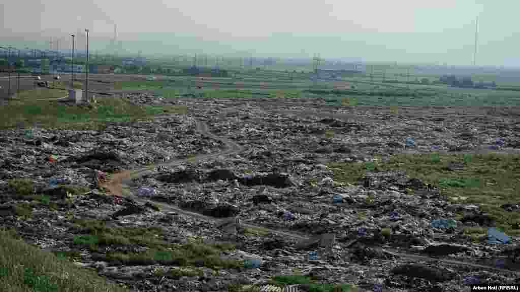 Opštinske vlasti u Prištini upozorile su da će postaviti ograde duž lokacije na kojoj se nalazi divlje odlagalište.
