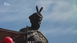 Пам’ятник Хмельницькому відвернувся від Москви (відео) Пам’ятник Хмельницькому відвернувся від Москви (відео)