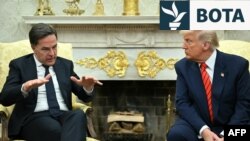 Shefi i NATO-s, Mark Rutte, dhe presidenti amerikan, Donald Trump, në Shtëpinë e Bardhë, mars 2025.