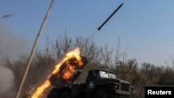 За словами Сирського, ЗСУ зосереджені на стримуванні російського агресора насамперед на Сумському і Курському, Покровському, Новопавлівському напрямках