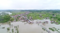 Боснійські села затопила повінь – відео з дрону Боснійські села затопила повінь – відео з дрону