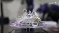 کوټه کې د غرونو له ډبرو غمي جوړېږي