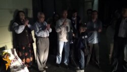 Пам’ятну дошку Шевельову відкрили вночі у Харкові Пам’ятну дошку Шевельову відкрили вночі у Харкові