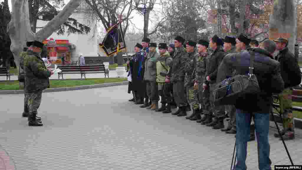 Представники російських казачих організацій і трохи місцевих козаків