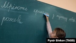 За словами Шкарлета, наразі у 13 областях та у місті Київ заклади освіти готові до опалювального сезону на 100 відсотків, і ще у 7 областях ця готовність – на рівні 90 відсотків