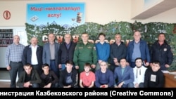 Отправка призывников Казбековского района в армию, фото с сайта районной администрации