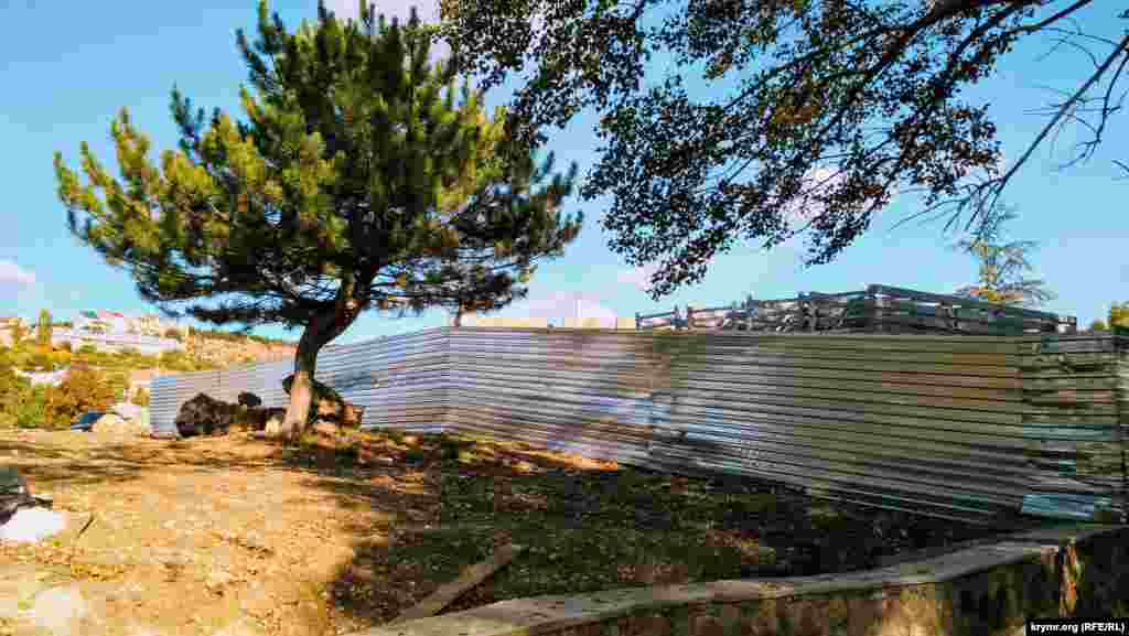 Общая стоимость проекта – 403,4 миллиона рублей. Под спорткомплекс выделено 5 гектаров земли