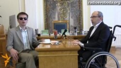 Кернес у замаху підозрює керівника МВС Авакова і поважає Путіна Кернес у замаху підозрює керівника МВС Авакова і поважає Путіна