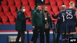 Торік футболісти ПСЖ (в синій формі) зупинилися лише за крок до перемоги в Лізі чемпіонів, програвши у фіналі мюнхенській «Баварії»