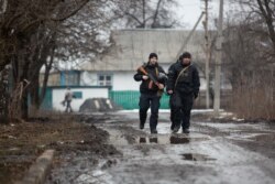 Поліцейський патруль роти «Святослав» на вулиці Золотого-4