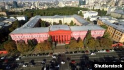 Університет Шевченка перейшов на дистанційне навчання через спалах COVID-19