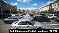 В МВС наголошують, що до пакету необхідних документів додатково надається довідка про взяття на облік внутрішньо переміщеної особи