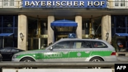 Отель Bayrischer Hof в Мюнхене - традиционное место проведения Международной конференции по безопасности