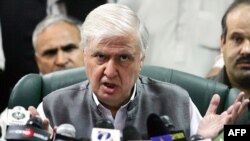 شېرپاو خبري غونډې ته وویل، پاکستان دې طالبان اوربند ته وهڅوي.