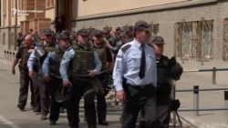 Policija blokirala Sobranje Policija blokirala Sobranje