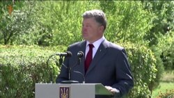 Мы готовы дать отпор России вдоль админграницы с Крымом – Порошенко (видео) Мы готовы дать отпор России вдоль админграницы с Крымом – Порошенко (видео)